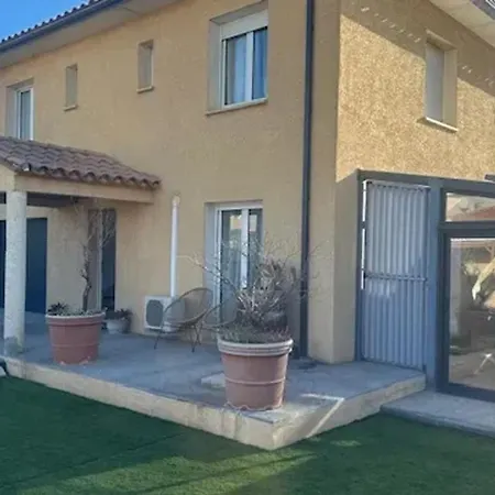 Villa Spacieuse A Avec Piscine Privee Claira