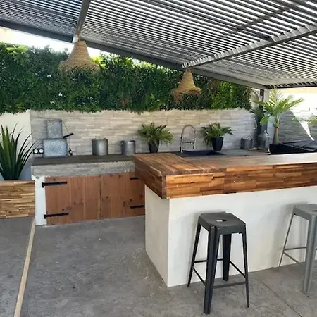 Villa Spacieuse A Avec Piscine Privee Claira